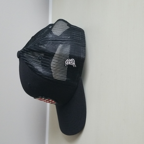 Black hat - Picture 2 of 4